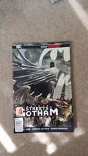 Batman: Streets of Gotham - Former Library Copy