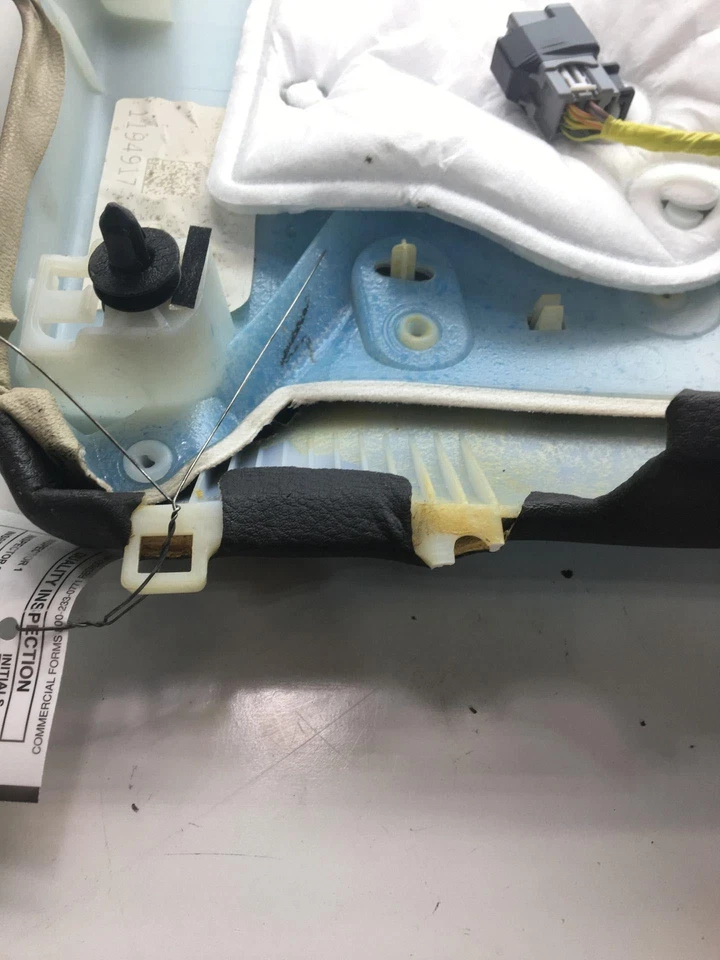 14 LINCOLN MKS Front Door Trim Panel - Image 4 of 4