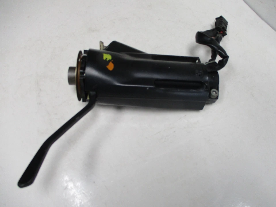 Porsche 1970-1971  914-4 Steering Column Assembly With Switch & KEY Pictured - Image 2 of 4