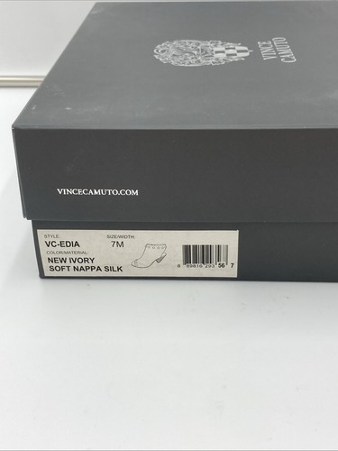 Vince Camuto Edia Peep Toe Booties White Leather Size 7 NIB - Picture 2 of 22