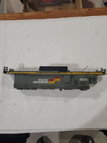 HO Athearn Blue Box Seaboard System GP38-2 Diesel Electric Locomotive FOR PARTS - Picture 3 of 5