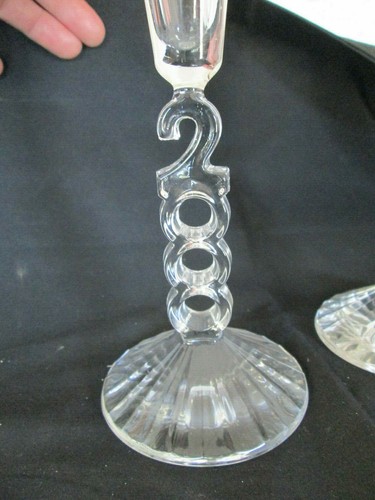Set of 2 Crystal Champagne Flute Glasses Year 2000 Millennium Chanel 1869 - Picture 3 of 3