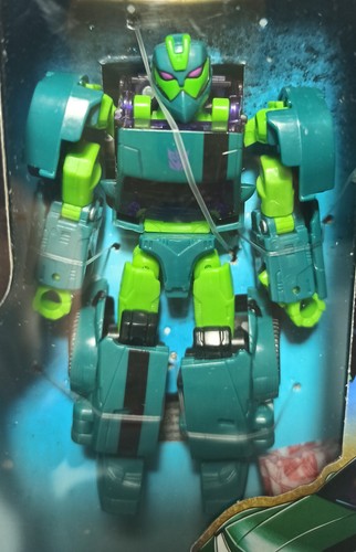 HASBRO 2025 TRANSFORMERS AGE OF THE PRIMES WASPINATOR DELUXE CLASS MISB - Picture 5 of 14