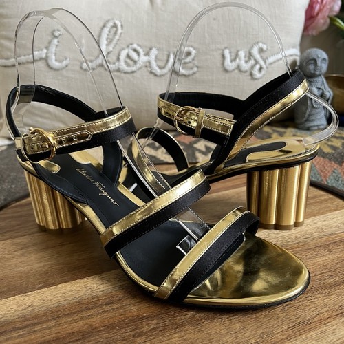Salvatore Ferragamo Torino schwarz Satin/gold Leder Blume Blockabsatz Sandalen 9B - Bild 1 von 14