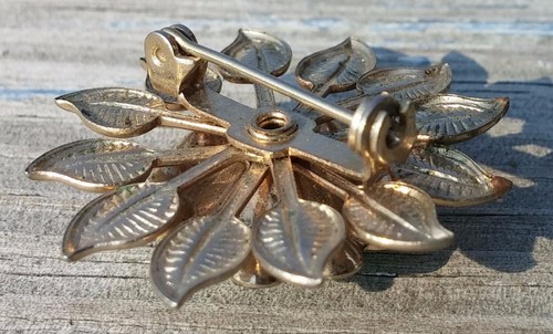 Vintage Flower Pin Brooch Green Rhinestones - Picture 11 of 12