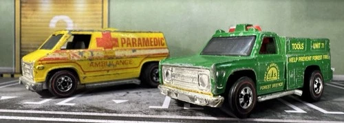 Hot Wheels Lot Of 2 Redlines - 1977 Paramedic Van & 1975 Ranger Rig Vintage