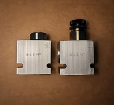 2 Parker B102A8T Standard Bodies With CVH103P Check Valve + NVH101K Needle Valve