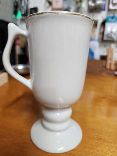 Hall Pedestal Mug, #1272
