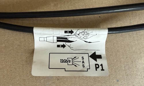 IBM Mini-SAS HD to Mini-SAS HD Cable (00Y8350/00AR272) - 60cm - Afbeelding 2 van 8