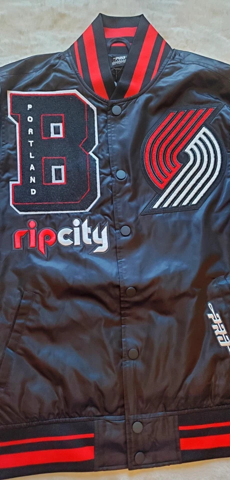 Portland Trailblazers Pro-Standard Mashup Jacket -OG RIP CITY EXCLUSIVE- Large🔥 - Image 4 of 4