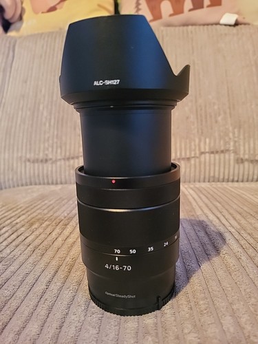 Sony Carl Zeiss Vario-Tessar T SEL1670Z 16-70mm F/4,0 Aspherical if OSS E-Mount