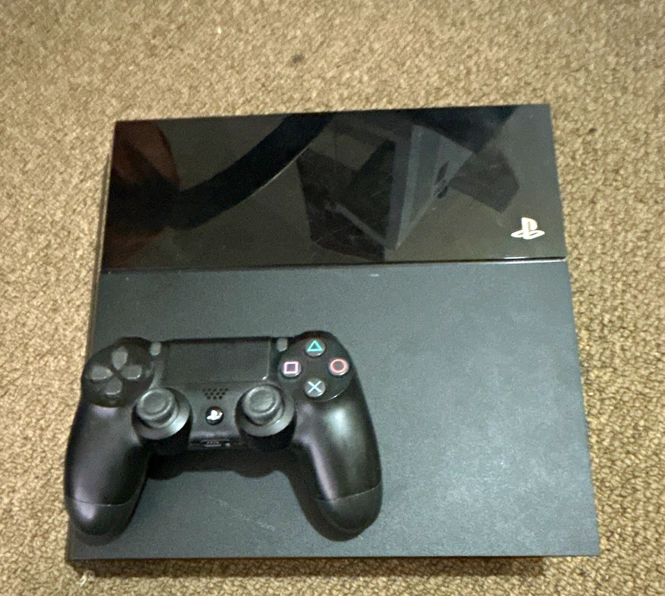 Sony PlayStation 4 PS4 500GB Black Console w/ DualShock 4 Controller Region Free, photo 1 of 5