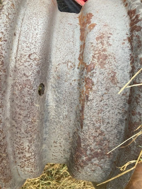 15 inch artillery wheel 5 lug dodge plymouth ford chrysler deluxe low rider 1938 - Image 2 of 2