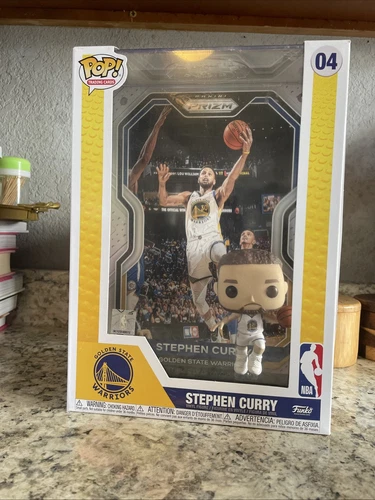 Stephen Steph Curry #04 Funko Pop! Panini NBA Prizm Card Golden State Warriors