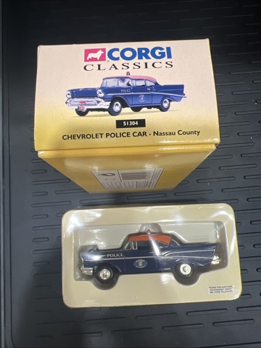 Corgi Classics 51304 Chevrolet Police Car Nassau County Ltd Edition #2360/3900 - Picture 10 of 13