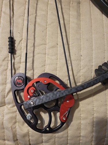 Winchester Quick Silver Compound Bow - Picture 5 of 8