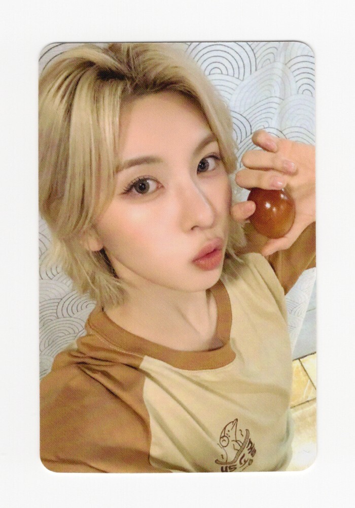 NMIXX - Fe3O4: FORWARD [APPLE MUSIC] 0407 FANSIGN EVENT