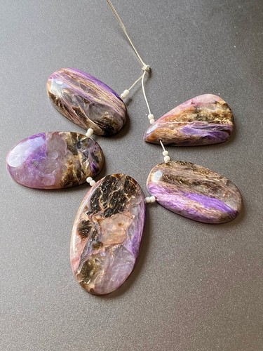 Charoite gemstone cabochon oval beads size 41-32 mm 8 inches strand - 第 1/5 張圖片