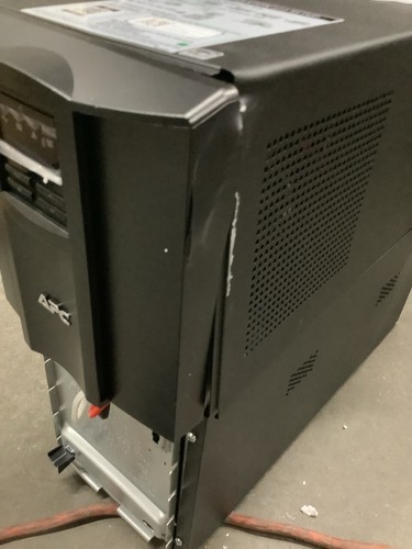 APC Smart-UPS 3000VA LCD Tower 120V mit SmartConnect SMT3000C - Bild 5 von 7