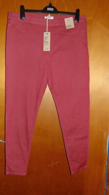 M&S Jeggings Jeans Cotton Rich High Rise mit Stretch 8R L28'' beerenrot neu mit Etikett