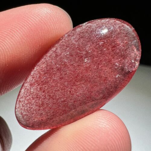 Hermoso espécimen de cristal pulido de cuarzo fresa natural de 14 quilates - Imagen 6 de 9