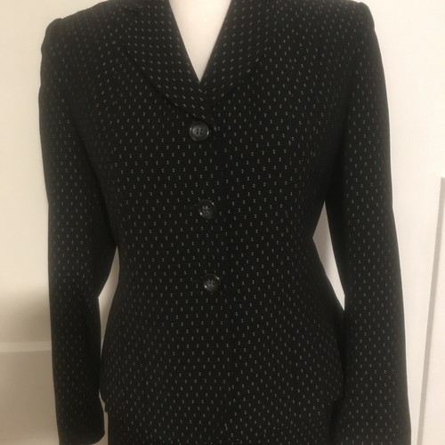 Pre-Owned Le Suit Black 3 Button Jacket Skirt Suit Sz:4P - Picture 2 of 6