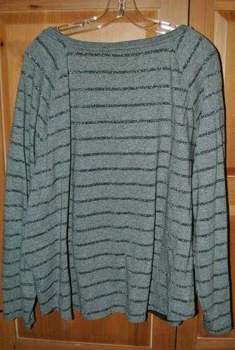 NEW WOMEN'S GRAY AND SPARKLY SILVER LONG SLEEVE TOP TUNIC. SIZE 3X.  - Picture 3 of 3