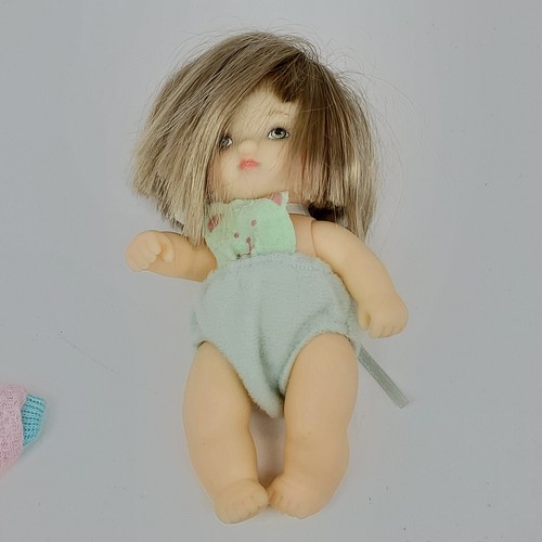 Hasbro Love A Bye Baby Doll straight Brown Hair Rocking Chair Comb Sweater - Picture 11 of 13