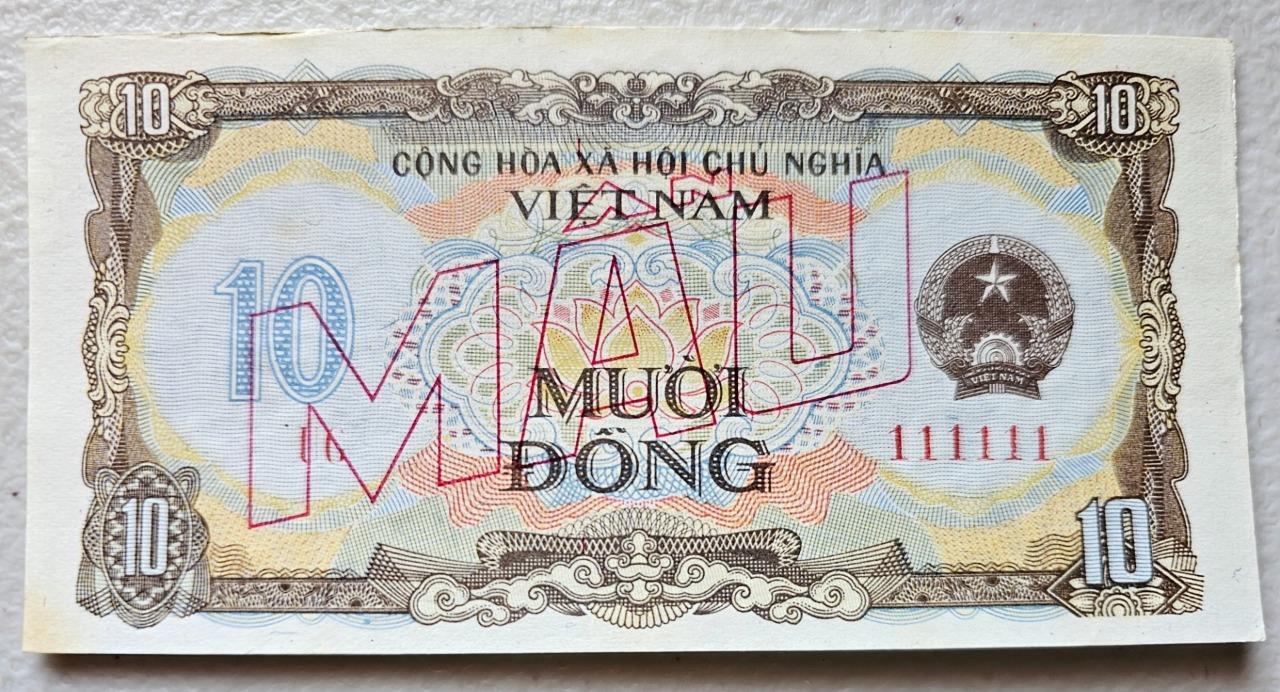 Vietnam 10 Dong 1980 Specimen AU w/ toning
