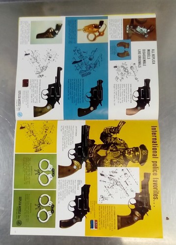 CLASSIC HANDGUNS. REPLICA GUNS CATALOGUE. ORIGINAL SALES BROCHURE. 1973 - Picture 10 of 12