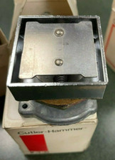 Cutler Hammer E30AA Compact Push Button (New in Box)