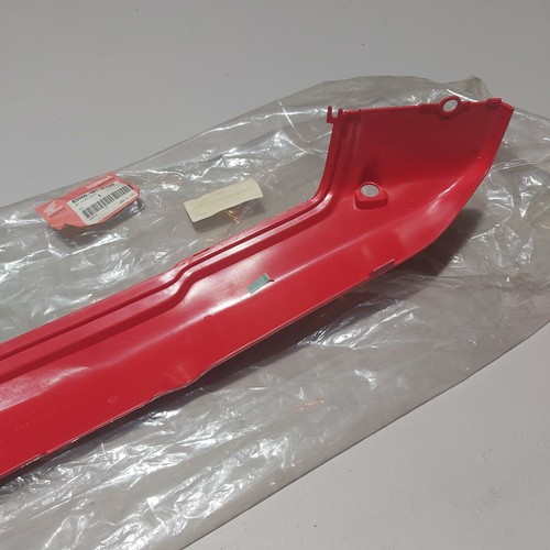 GENUINE HONDA SH50 1999 -2001 RIGHT SIDE FAIRING PANEL - NEW OLD STOCK - Picture 8 of 10