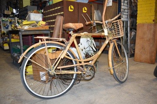 Vintage Bamboo, Wicker, And Rattan 1940-1960 Bicycle - Picture 5 of 7
