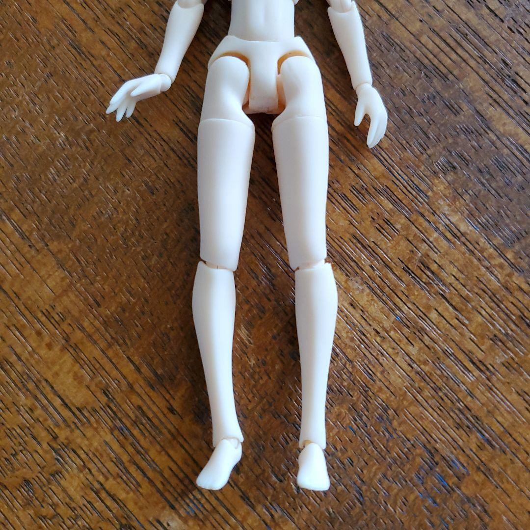 Picture 9 of 24