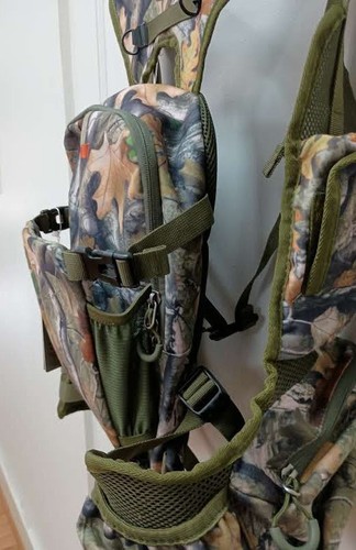 Turkey Hunting Vest, adjustable, Detachable Seat, Multiple pockets, lanyards - Picture 12 of 14