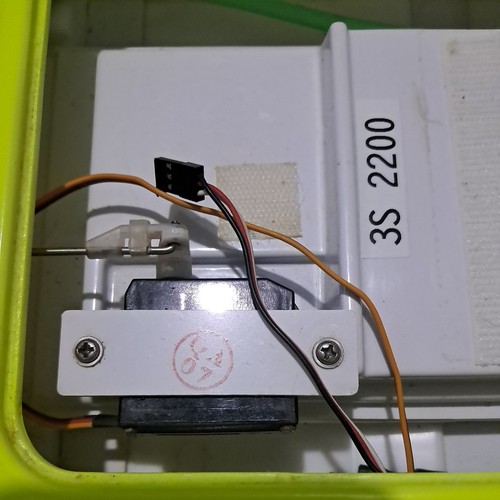 Pro Boat Miss Geico 25 inch  Catamaran RTR - green  PARTS/ Untested No Remote - Afbeelding 21 van 24