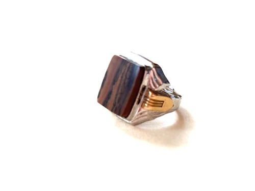 VINTAGE UNCAS STERLING TIGERSEYE RING WITH 10K GOLD SIDE OVERLAY; SZ 7; 7.7 GRMS