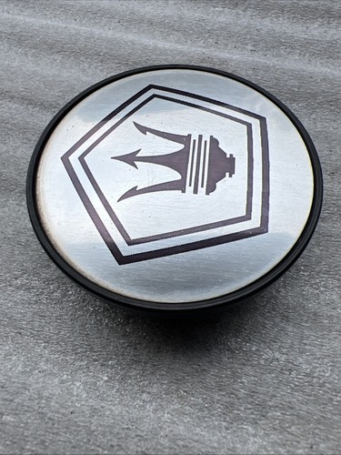 1989 1990 1991 Chrysler TC by Maserati - Wheel Center Cap - Picture 4 of 10