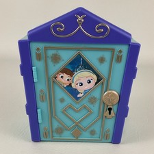 Disney Doorables Beyond The Door Elsa's Bedroom Playset Mini Figures Anna Toy