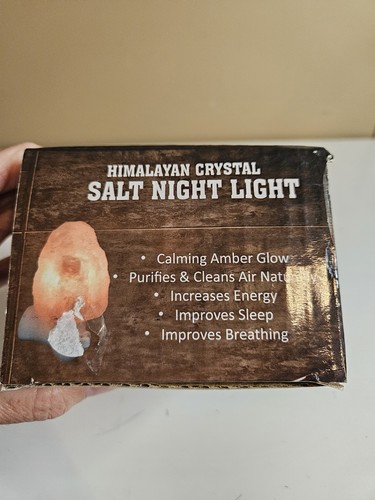 Himalayan Crystal Salt Night Light Naturally Purifies Cleans Air On Off Switch - Picture 6 of 6
