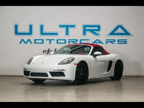 2017 Porsche 718 Boxster Roadster Image 1 of 4