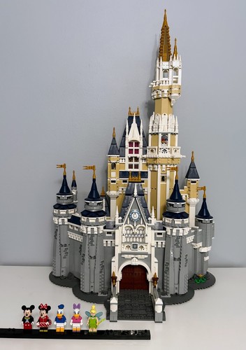 LEGO Disney: The Disney Castle (71040) No Box Complete Set All Minifigures - Picture 1 of 15