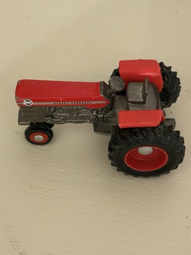 Massey Ferguson 1100 NF 1/16 Tractor Scale Models 1993 w/ Wagon Gear & Mini READ - Picture 10 of 12
