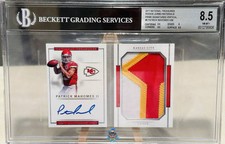 2017 Patrick Mahomes BGS 8.5 10 Natl Treasures Rke Jmbo Mats Prime Auto Vert 75/
