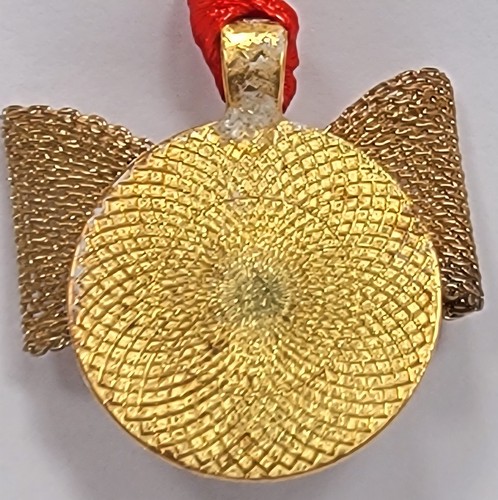 Mosaico fatto a mano sfondo rosa e oro, grande ciondolo fiocco oro impreziosito - Foto 4 di 4