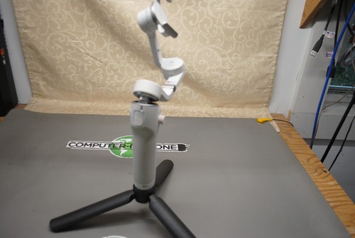 DJI Osmo Mobile 6 Smartphone Gimbal Stabilizer FREE SHIPPING - Picture 9 of 15