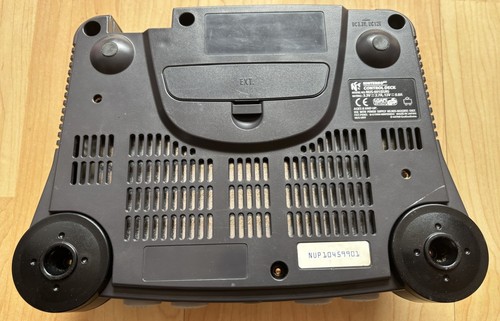 Pacchetto console Nintendo 64 N64, N64 e Goldeneye 007, pronta per giocare!! Pal - Foto 7 di 12