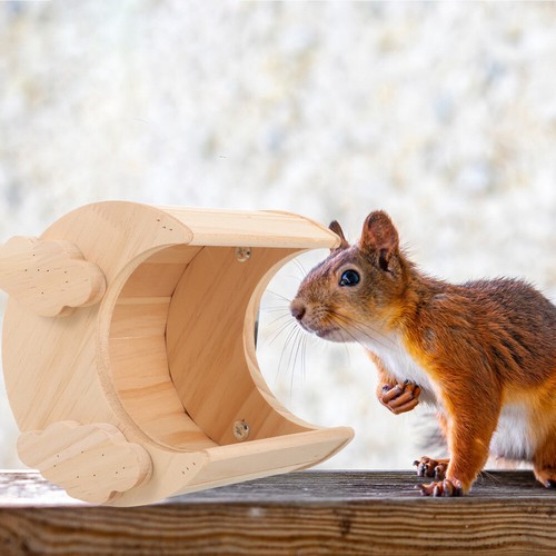 Liquidation Small Animal Habitat Wood Cabin Moon Shaped Rat Sleeping House Wooden Hideout