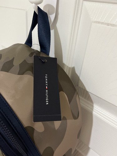 Tommy Hilfiger Portland I Camo & Navy Backpack - Picture 4 of 14