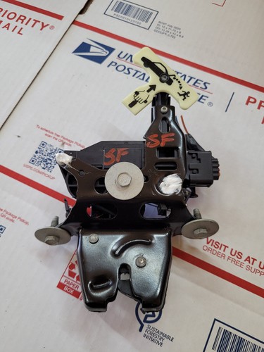 2004 - 2008 Pontiac Grand Prix Trunk Latch Lid Lock Actuator - Picture 1 of 3